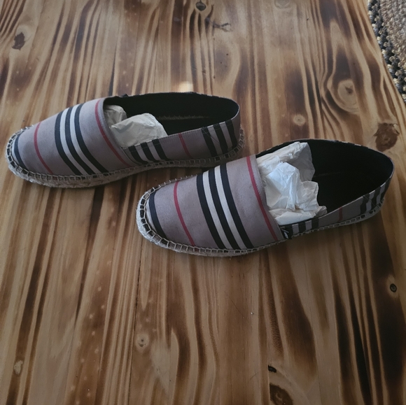 Burberry espadrilles - Picture 2 of 4